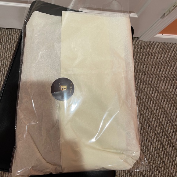 Bee Faux Leather Jacket - Picture 4 of 4